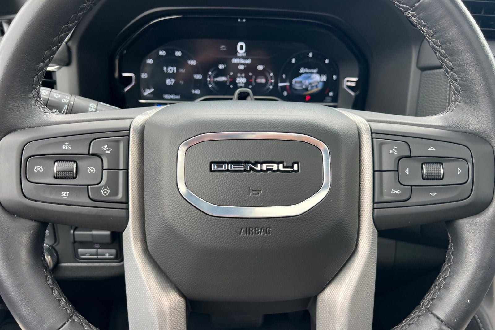 2024 GMC Yukon Denali