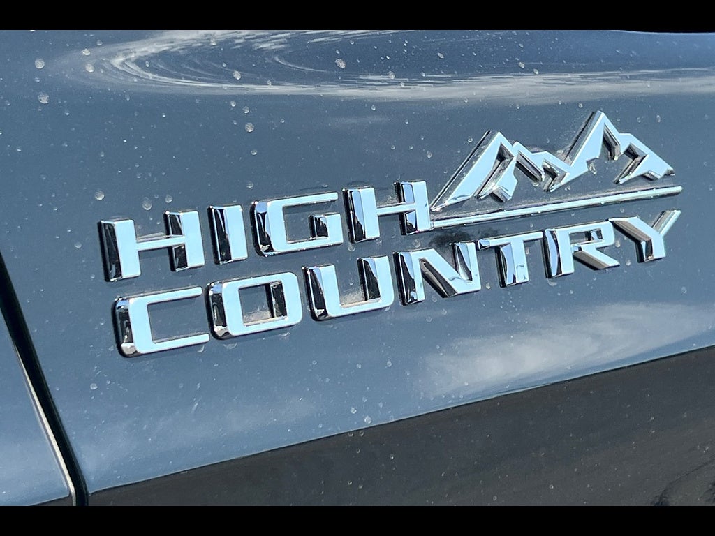 2022 Chevrolet Tahoe High Country