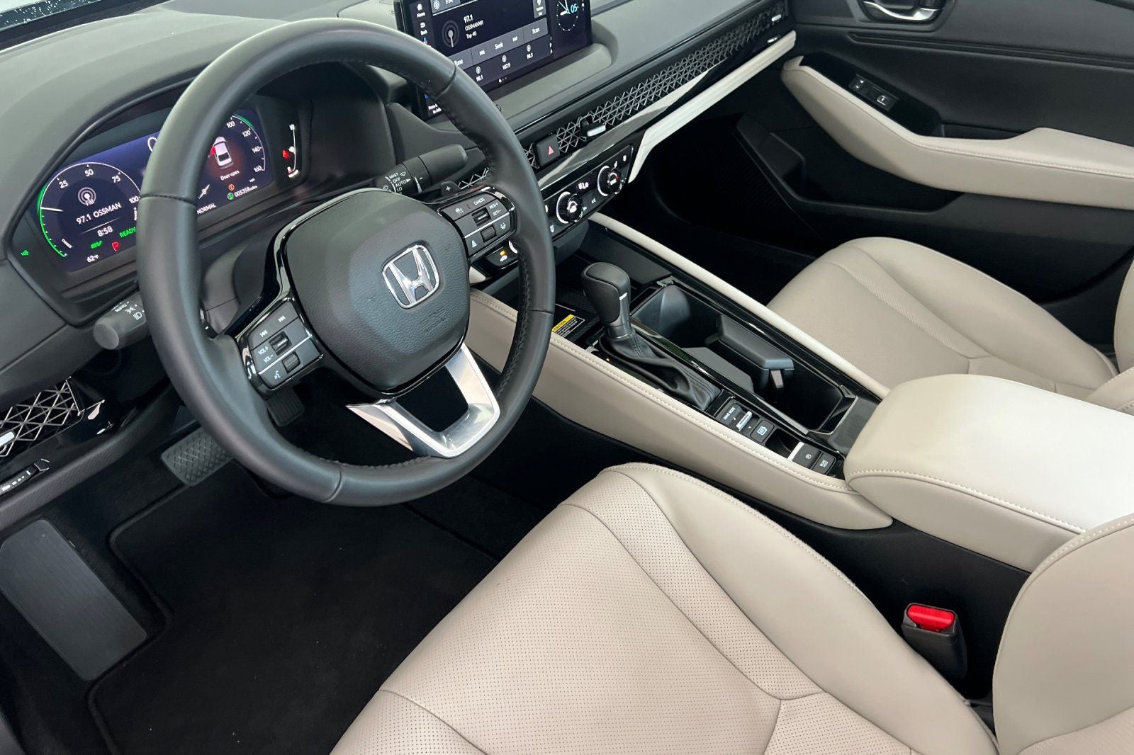 2023 Honda Accord Hybrid Touring