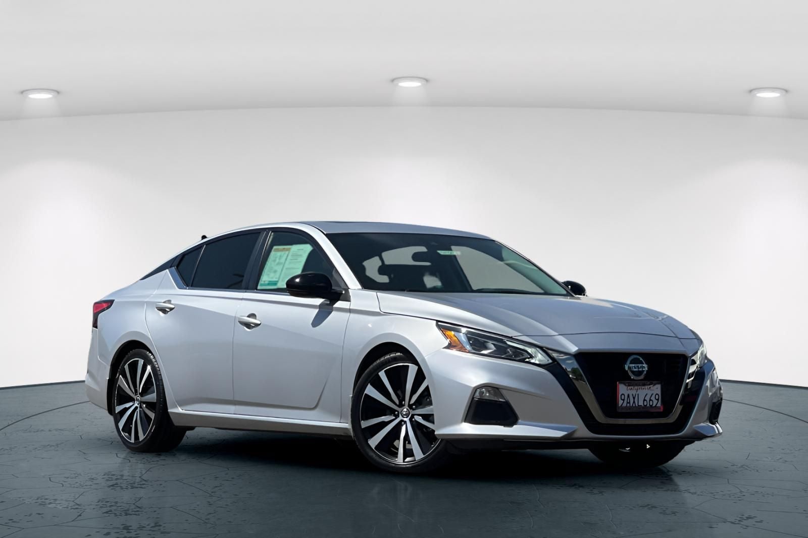 2022 Nissan Altima 2.0 SR