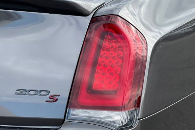2022 Chrysler 300 S
