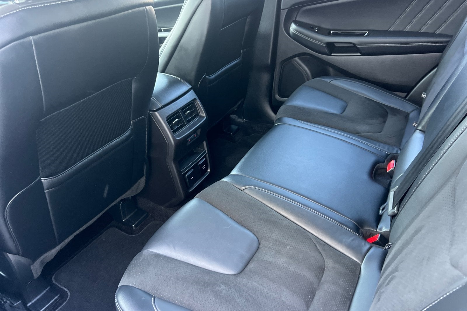 2017 Ford Edge Sport