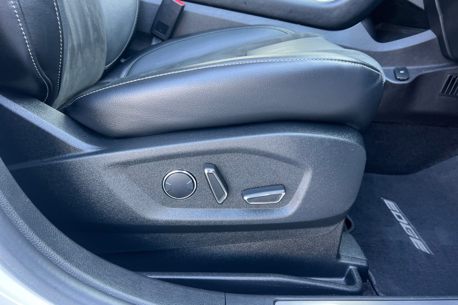 2017 Ford Edge Sport