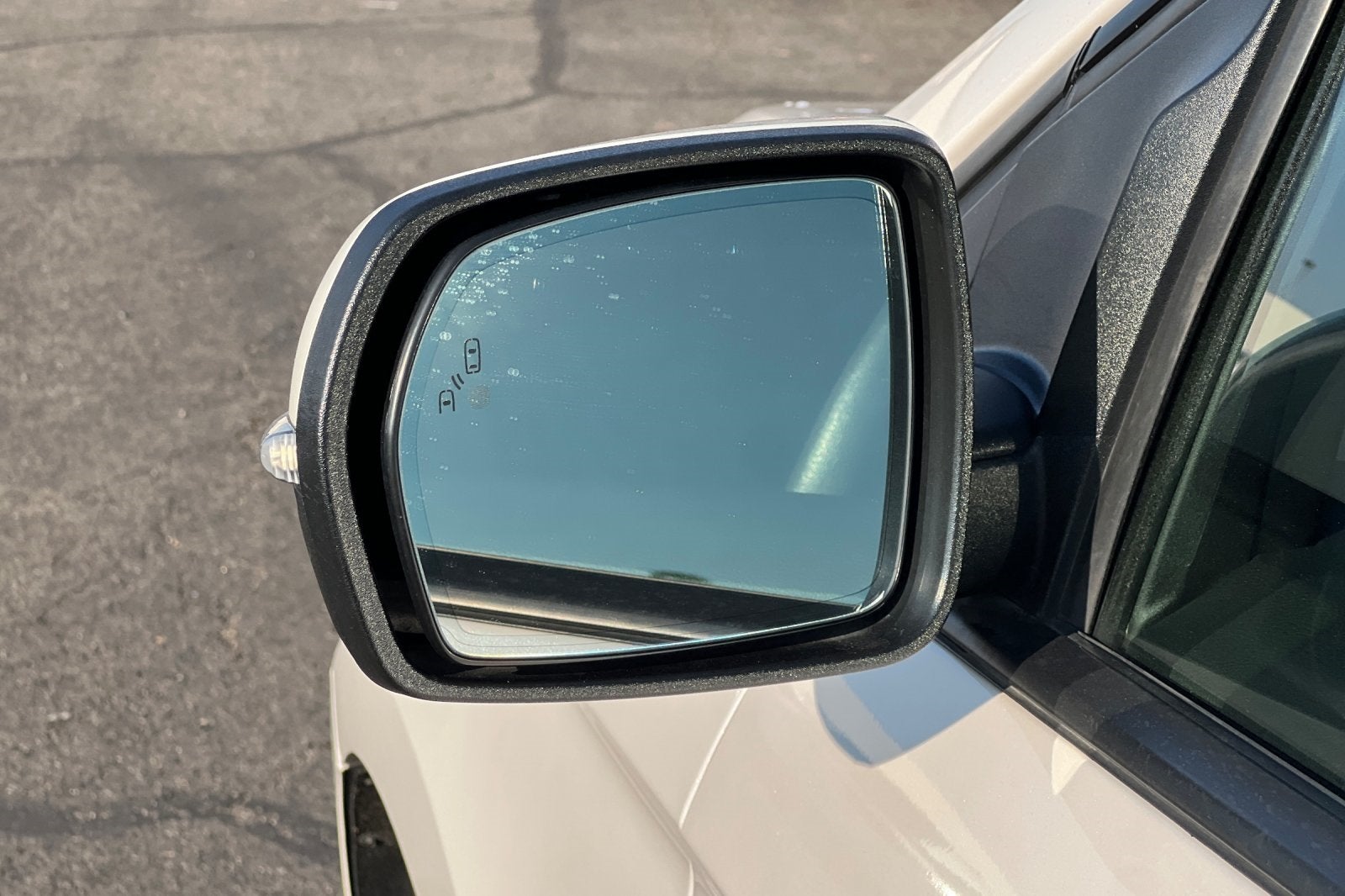 2017 Ford Edge Sport