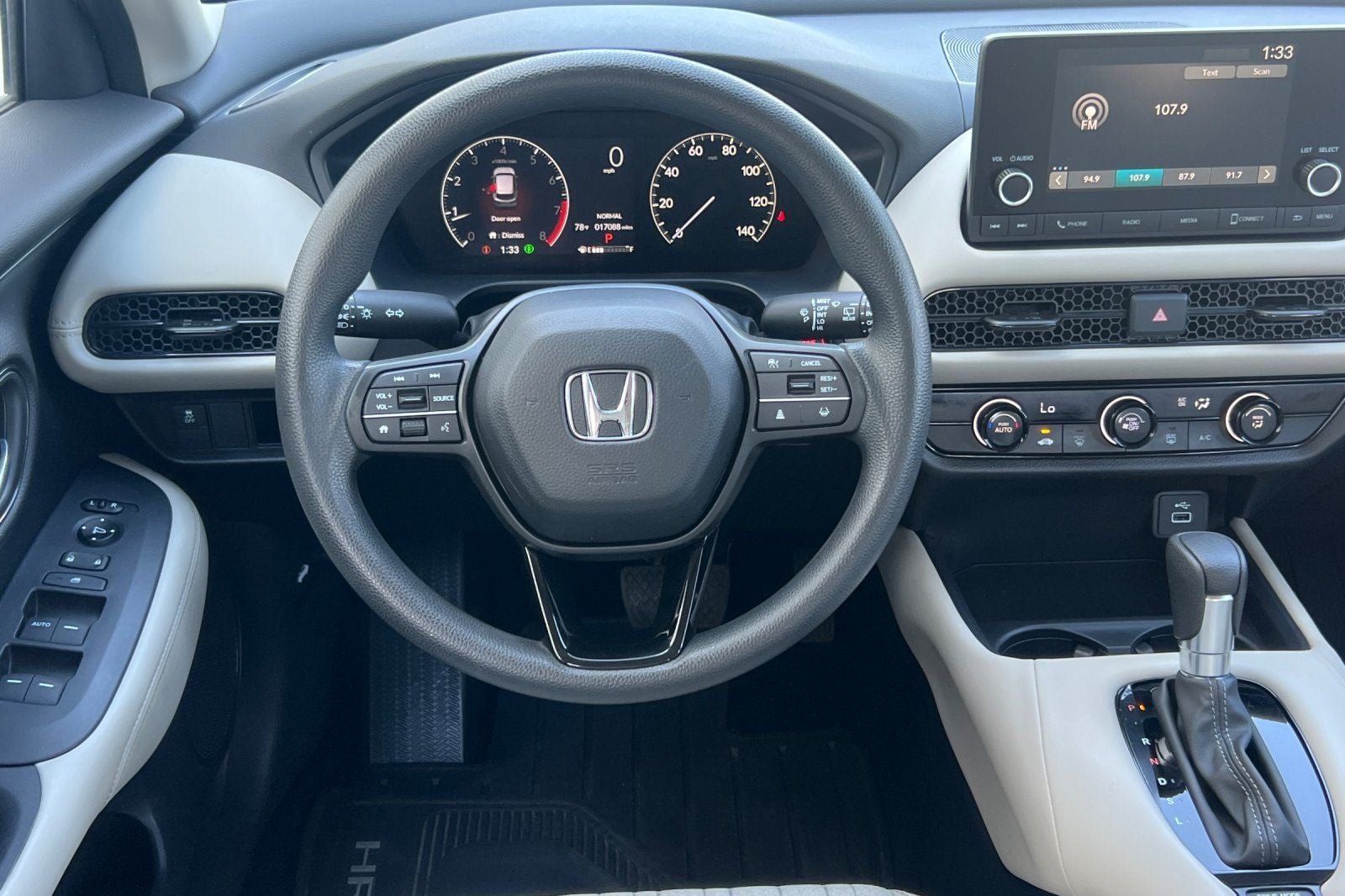 2025 Honda HR-V LX