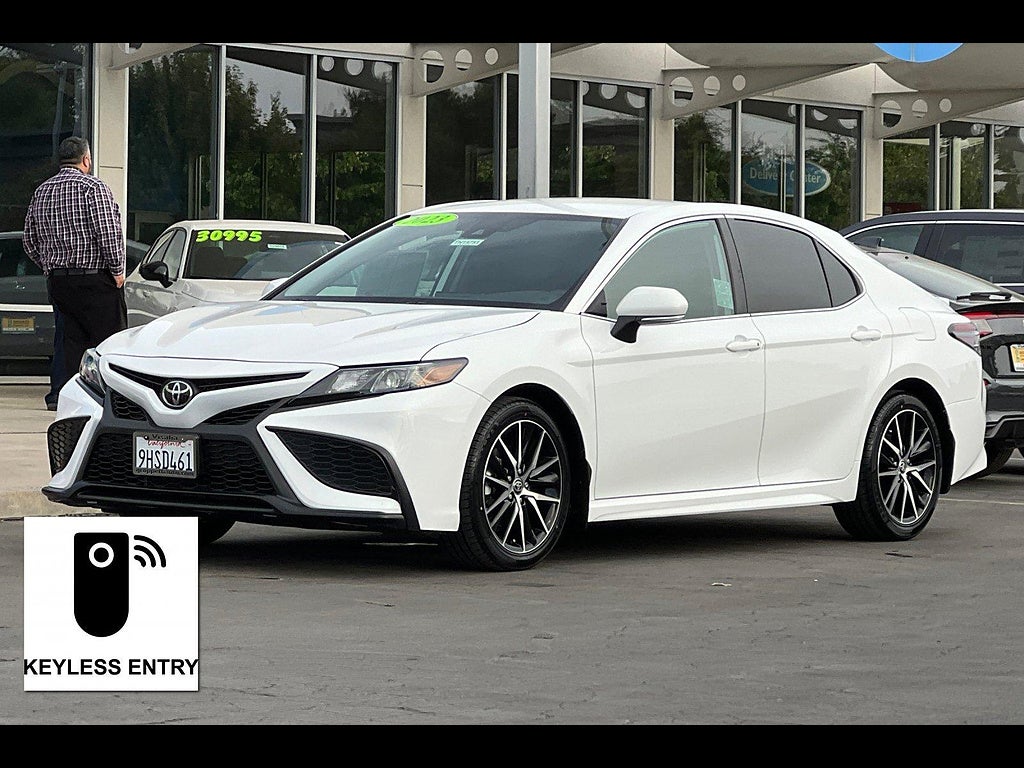 2023 Toyota Camry SE Nightshade