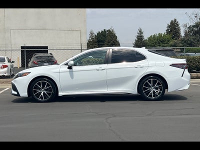 2023 Toyota Camry SE
