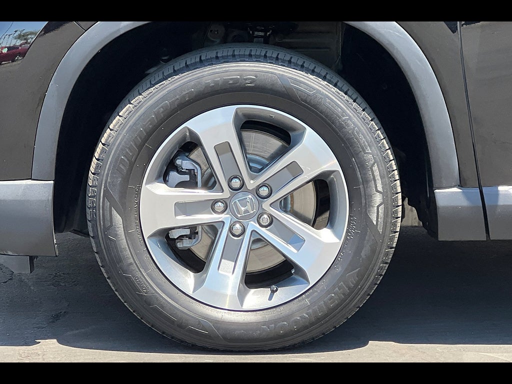 2024 Honda Pilot EX-L w/Rear Captain's Chairs