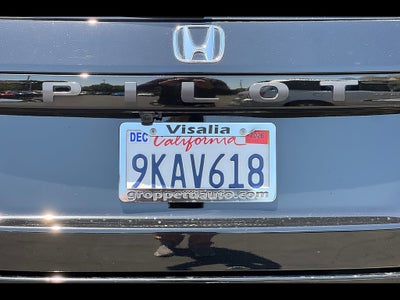 2024 Honda Pilot EX-L w/Rear Captain's Chairs