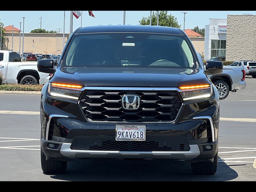 2024 Honda Pilot EX-L w/Rear Captain's Chairs