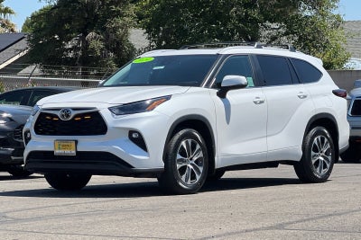 2024 Toyota Highlander XLE