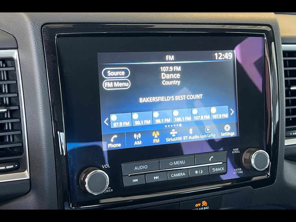 2022 Nissan Frontier SV