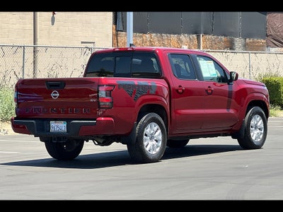 2022 Nissan Frontier SV