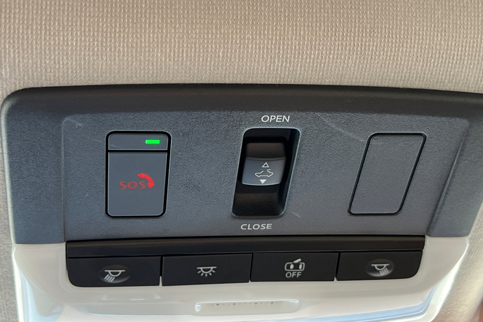 2025 Nissan Sentra SV 4dr Sedan