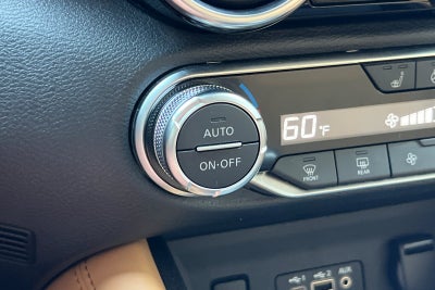 2025 Nissan Sentra SV 4dr Sedan