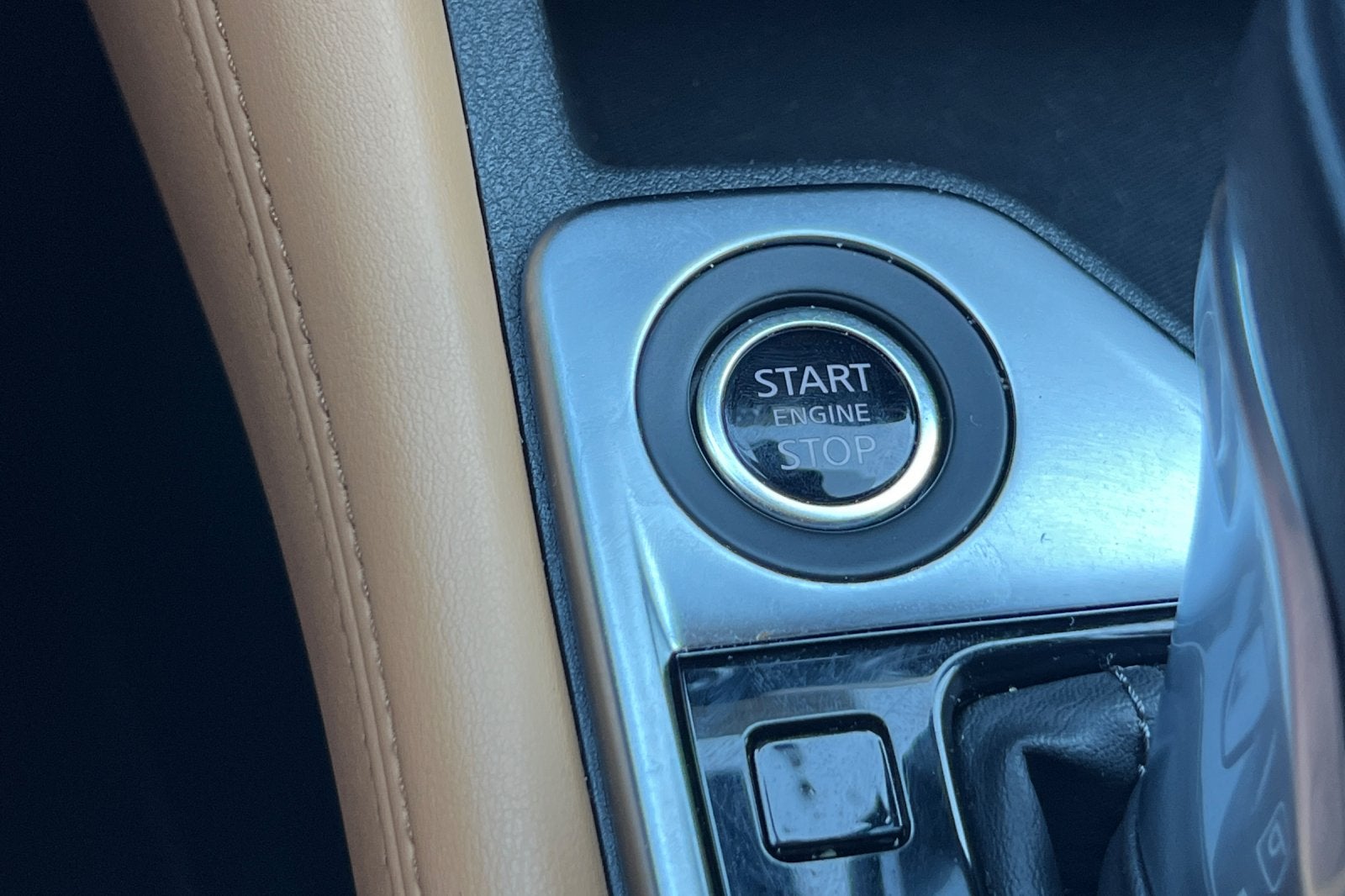 2025 Nissan Sentra SV 4dr Sedan
