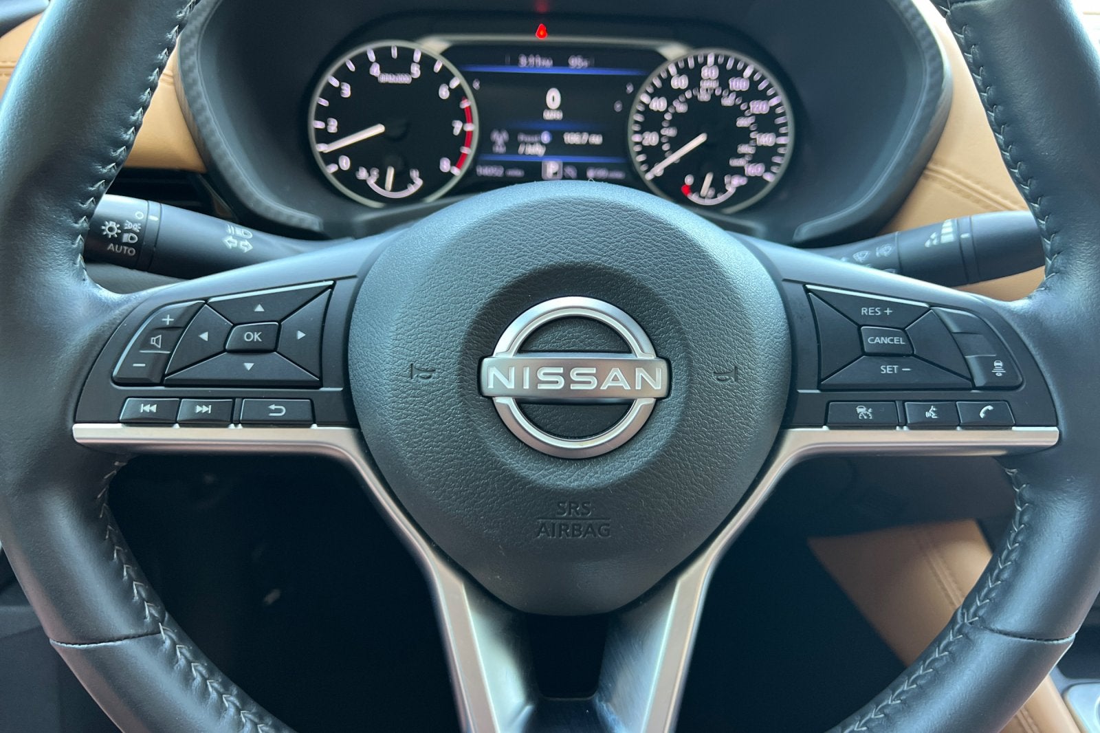 2025 Nissan Sentra SV 4dr Sedan