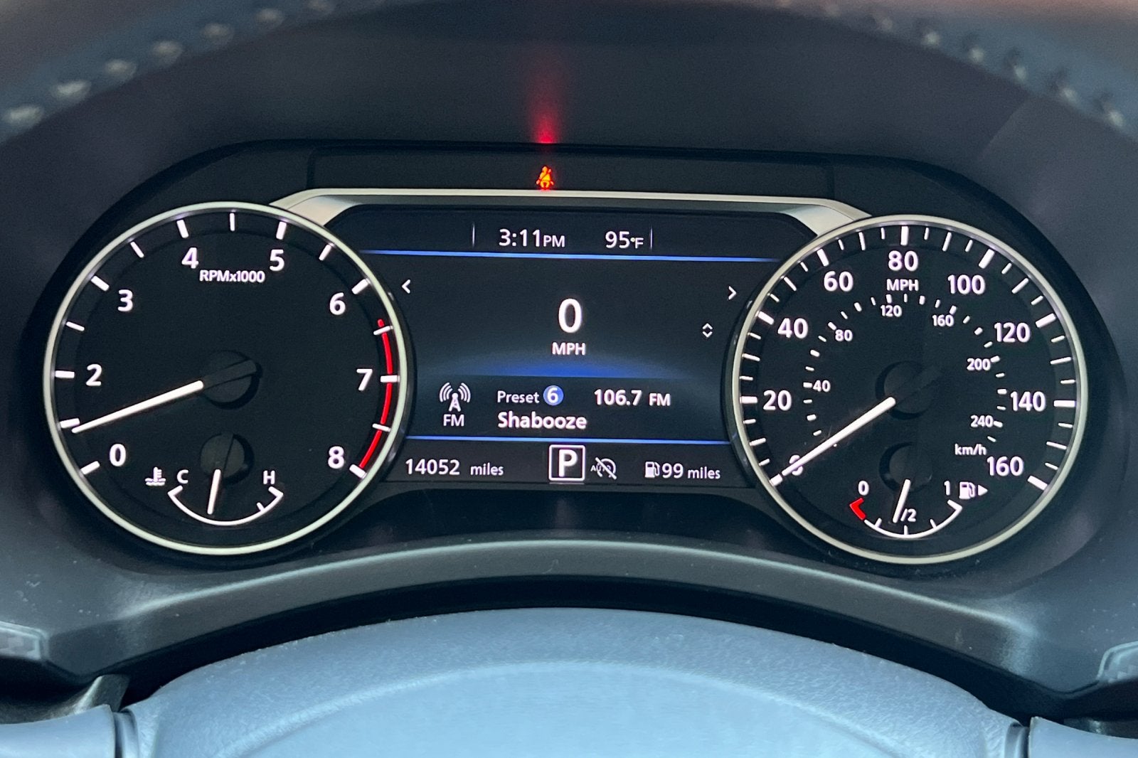 2025 Nissan Sentra SV 4dr Sedan