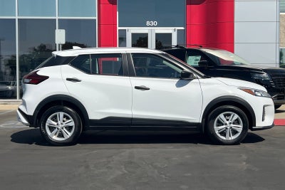 2025 Nissan Kicks Play S