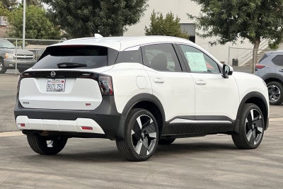 2025 Nissan Kicks SR
