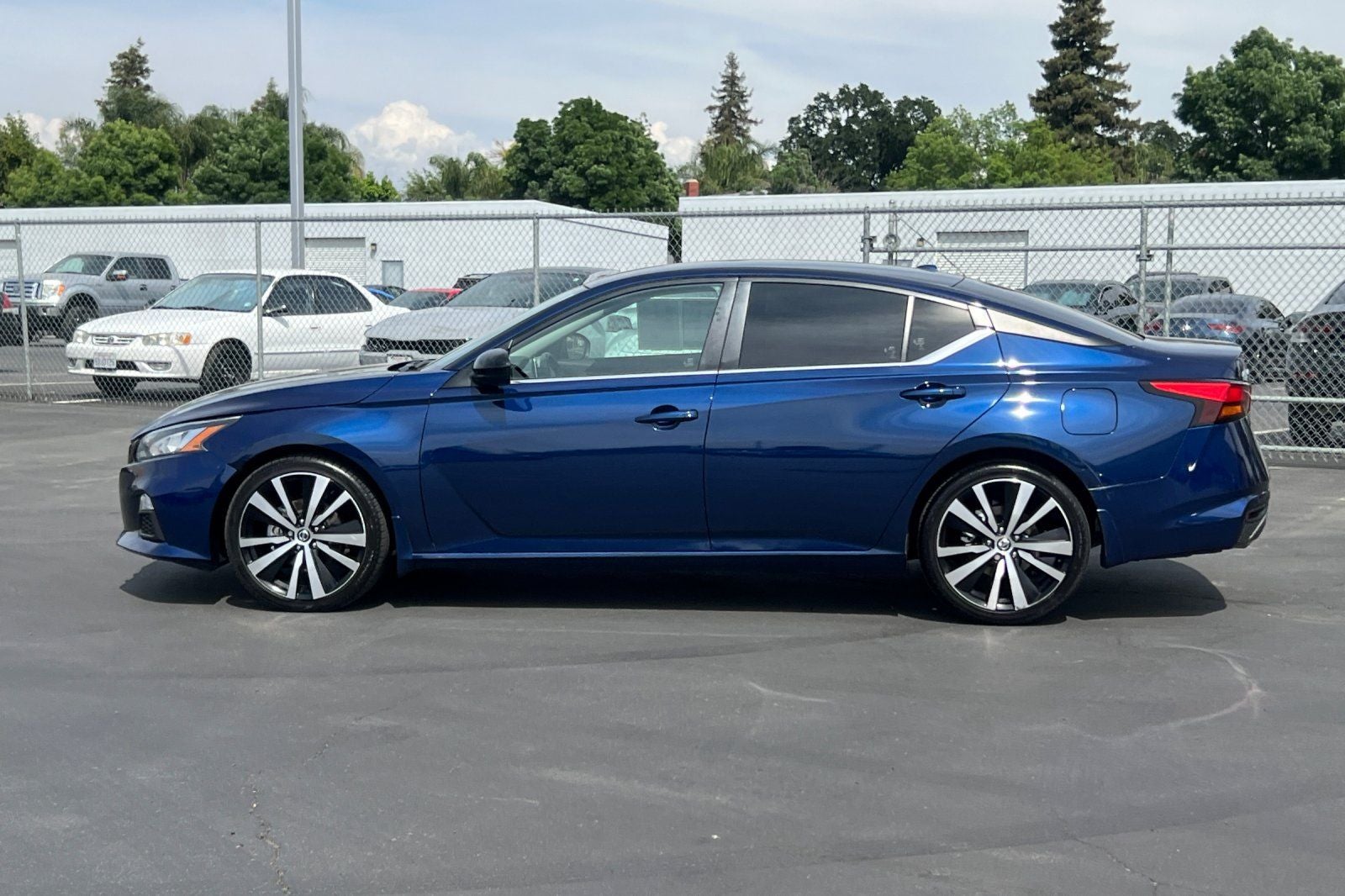 2022 Nissan Altima 2.5 SR