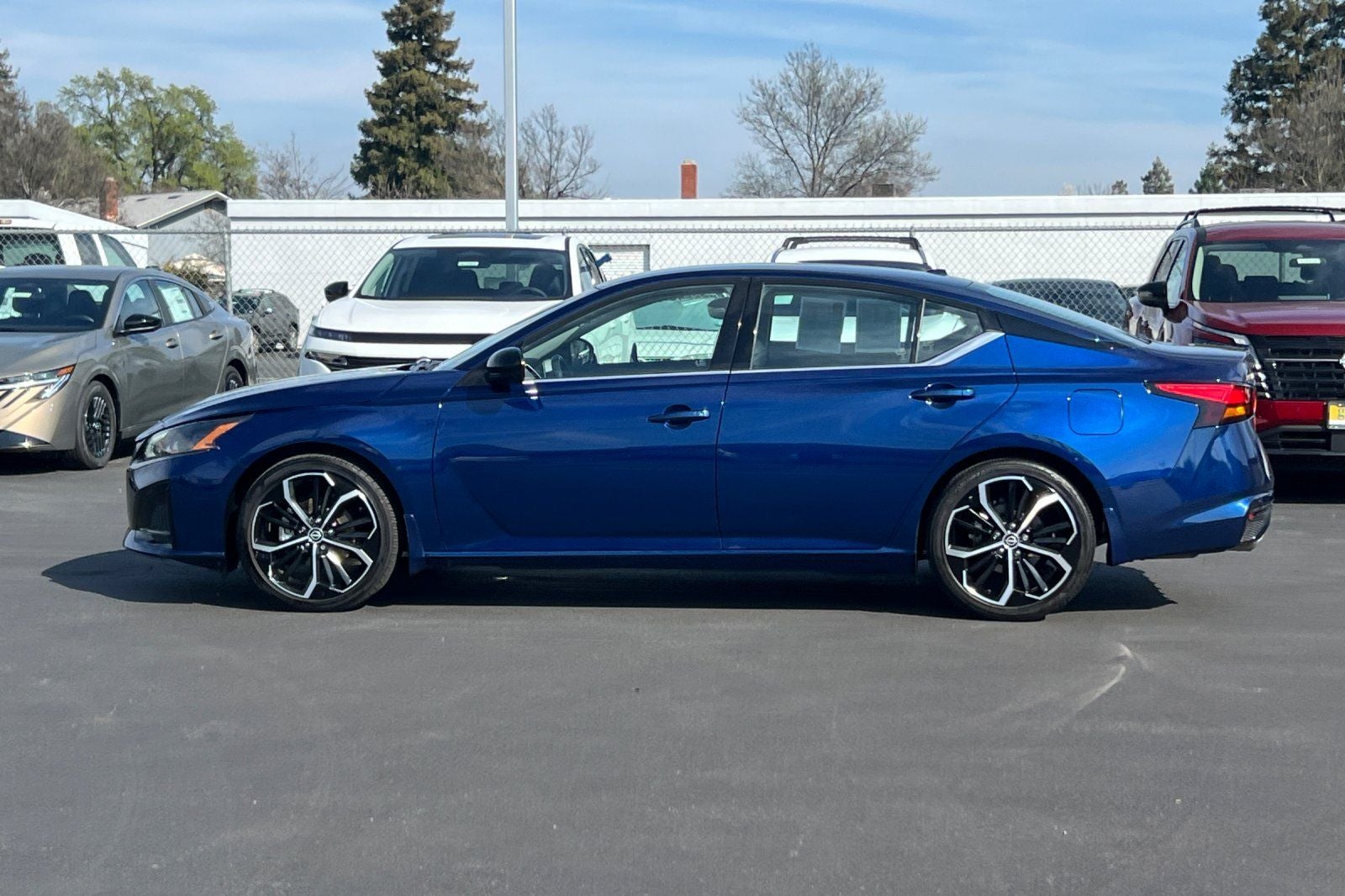 2024 Nissan Altima 2.5 SR