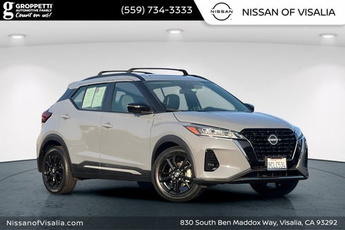 2022 Nissan Kicks SR