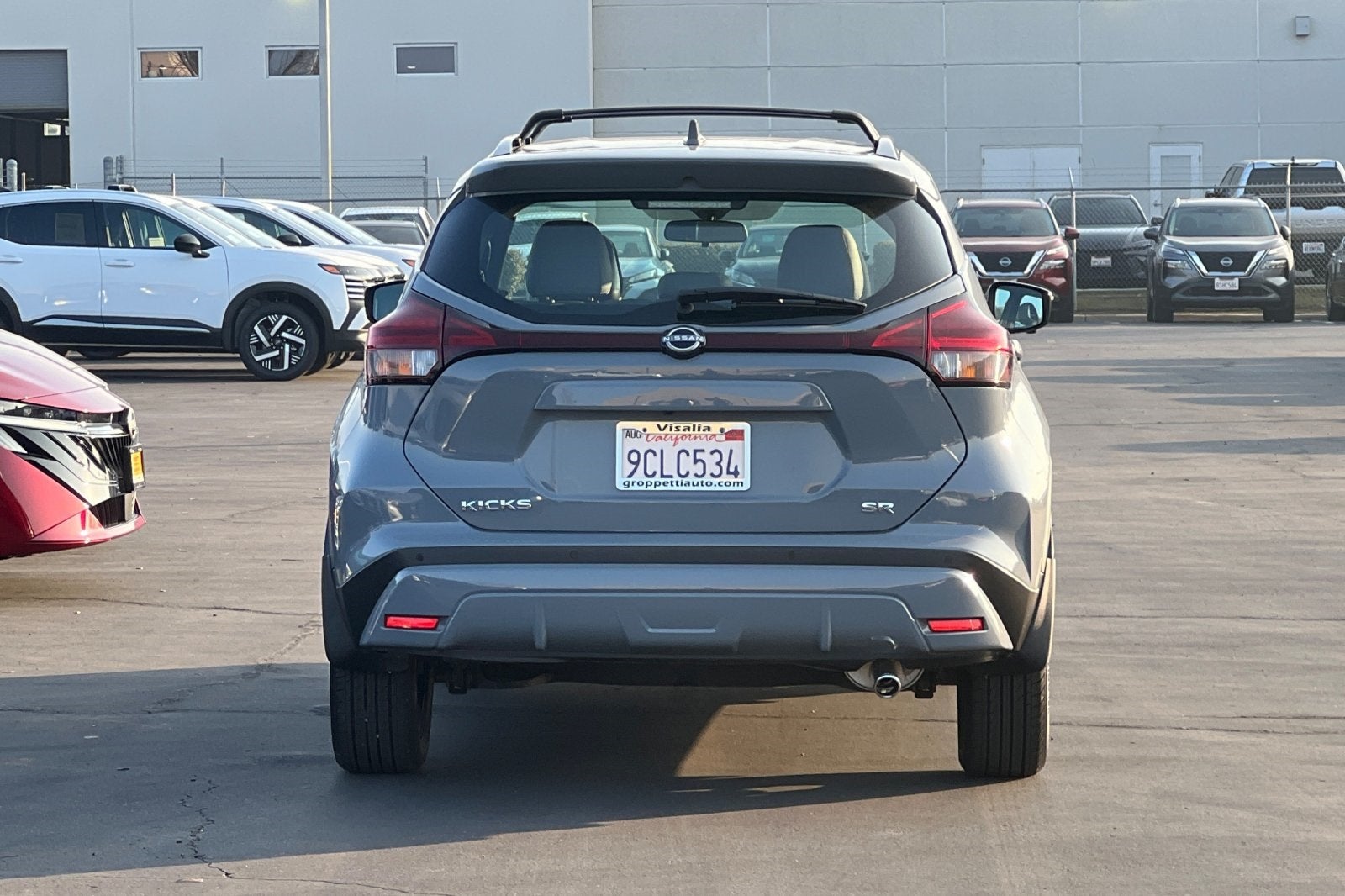 2022 Nissan Kicks SR