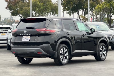 2022 Nissan Rogue SV