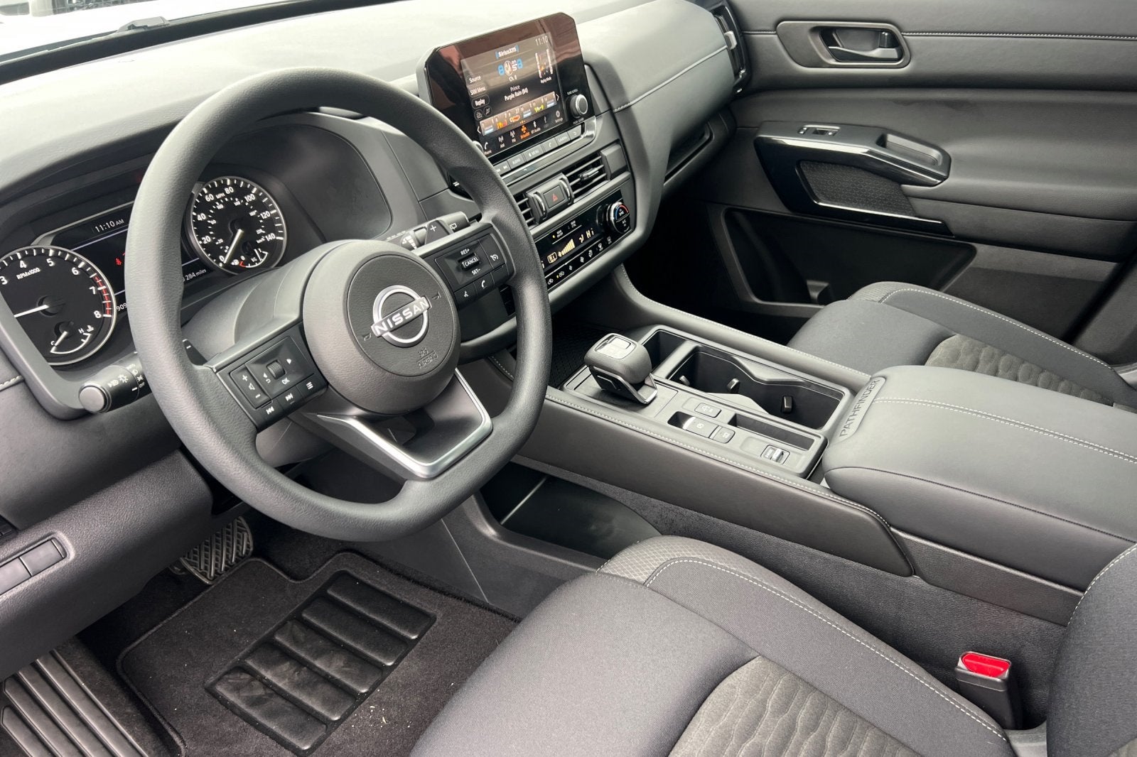 2025 Nissan Pathfinder S