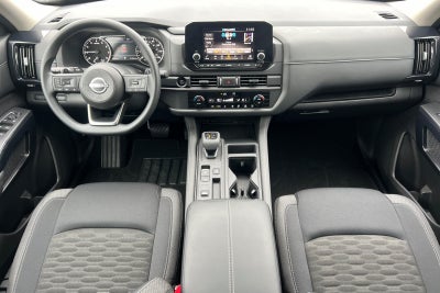 2025 Nissan Pathfinder S