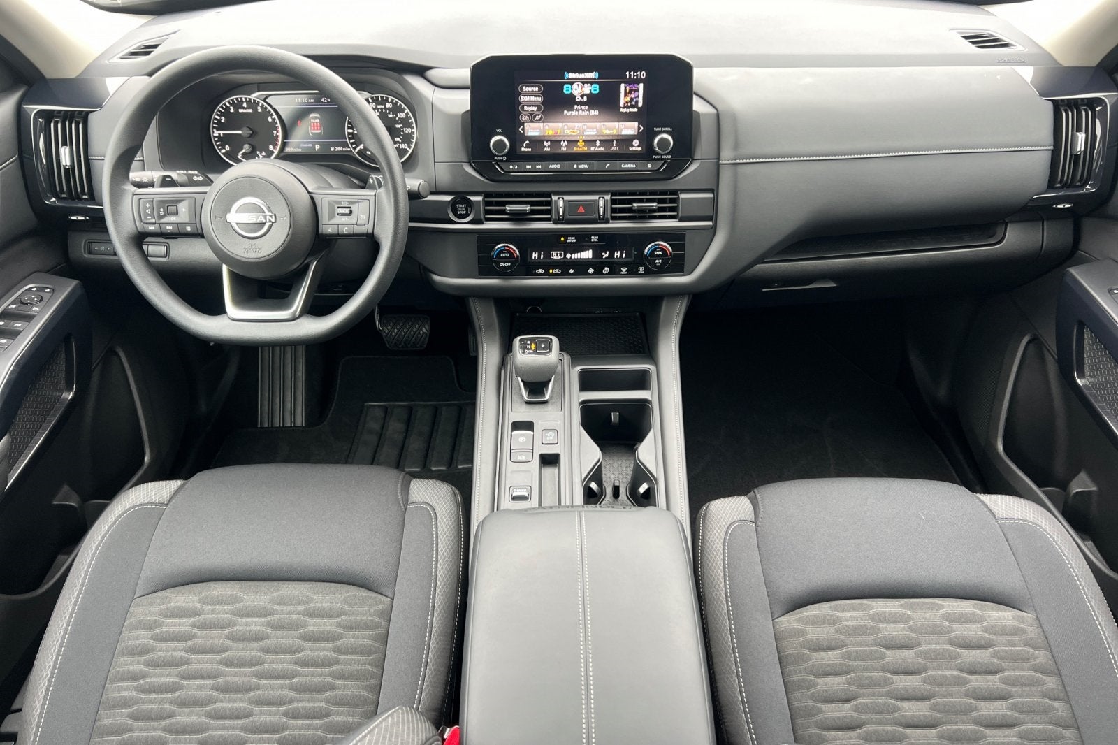 2025 Nissan Pathfinder S