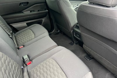 2025 Nissan Pathfinder S