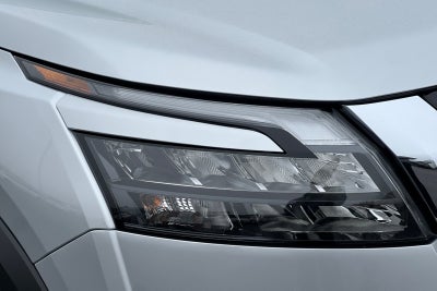 2025 Nissan Pathfinder S