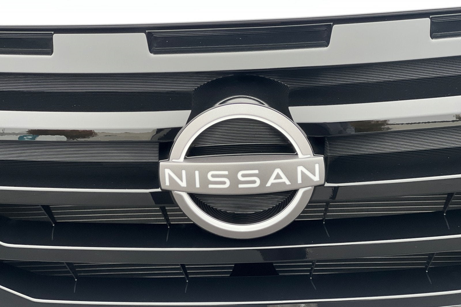 2025 Nissan Pathfinder S