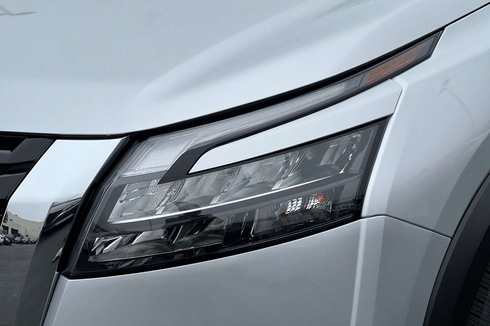 2025 Nissan Pathfinder S