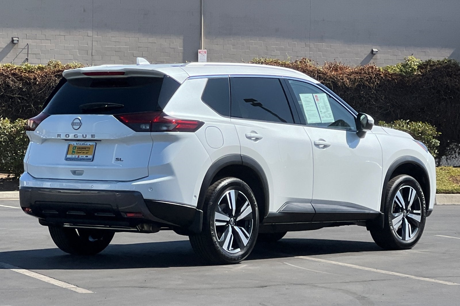 2025 Nissan Rogue SL