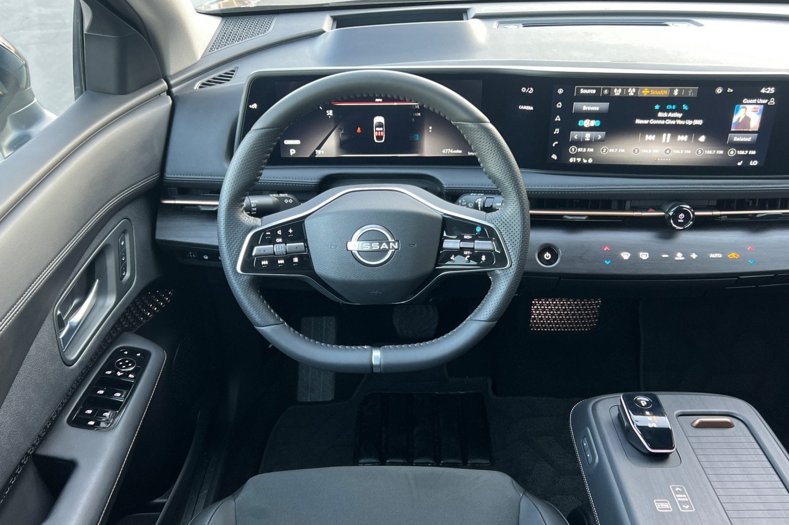 2025 Nissan Ariya ENGAGE e-4ORCE