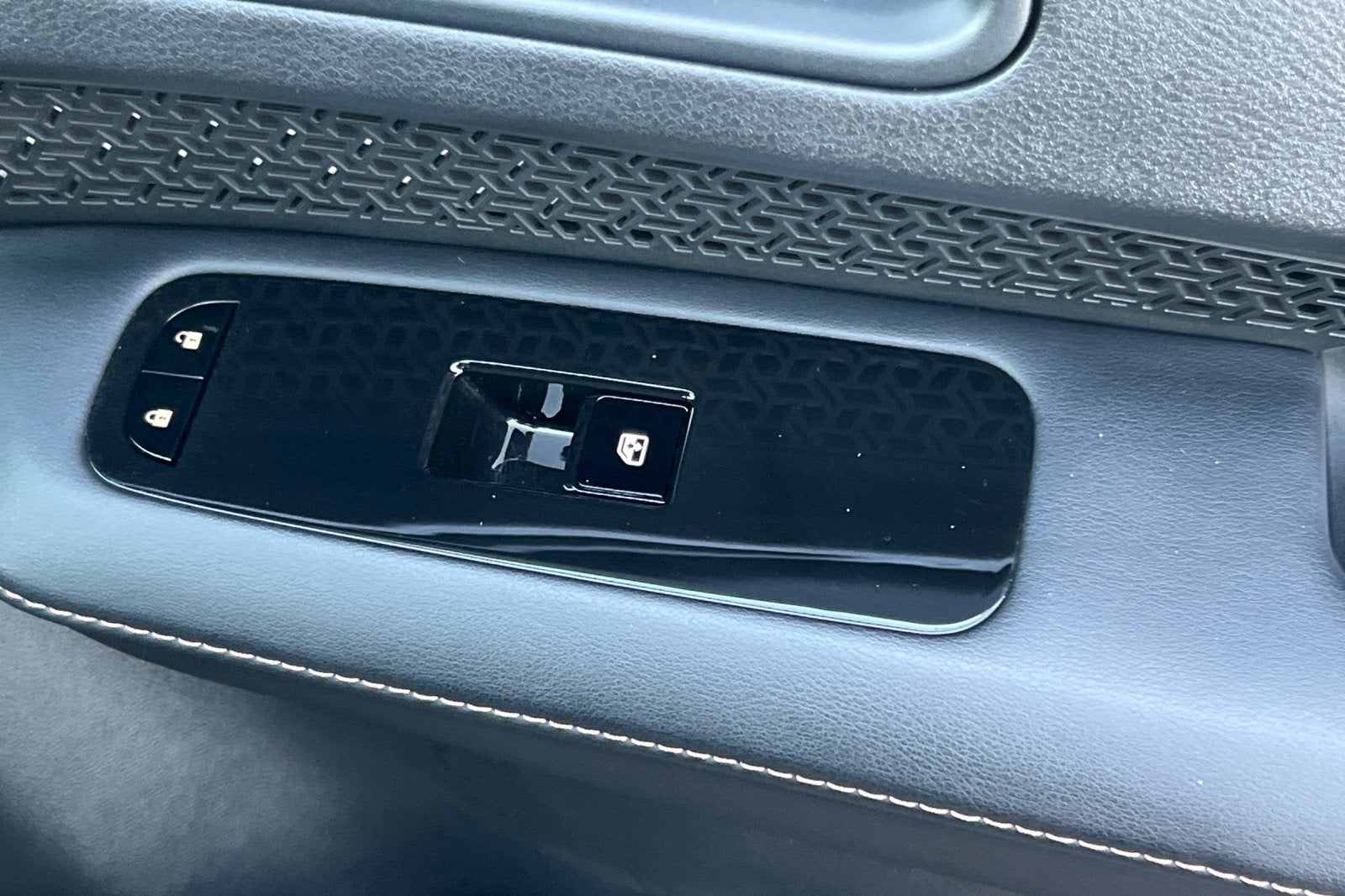 2025 Nissan Ariya ENGAGE e-4ORCE