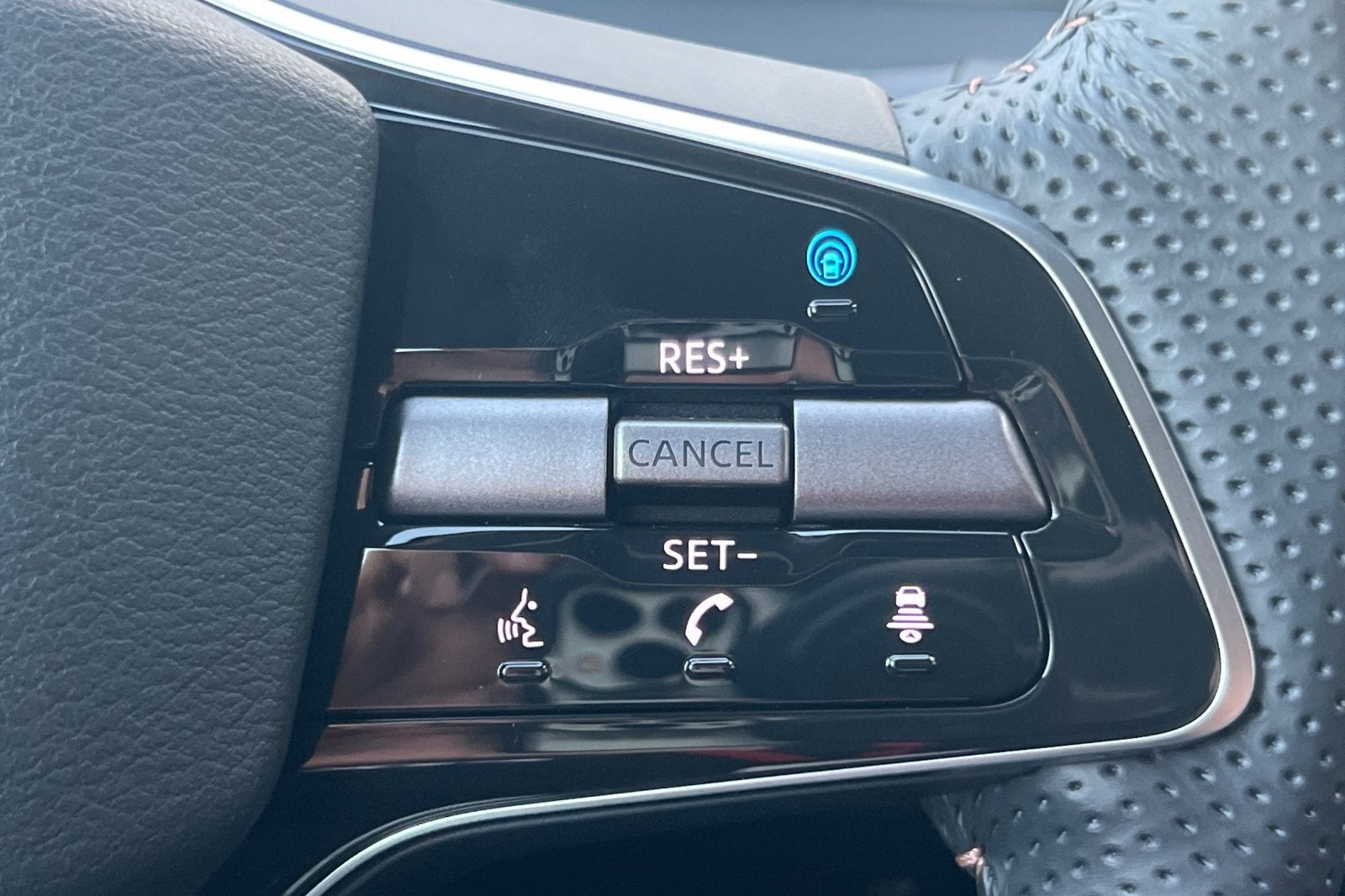 2025 Nissan Ariya ENGAGE e-4ORCE