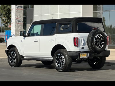 2024 Ford Bronco Outer Banks