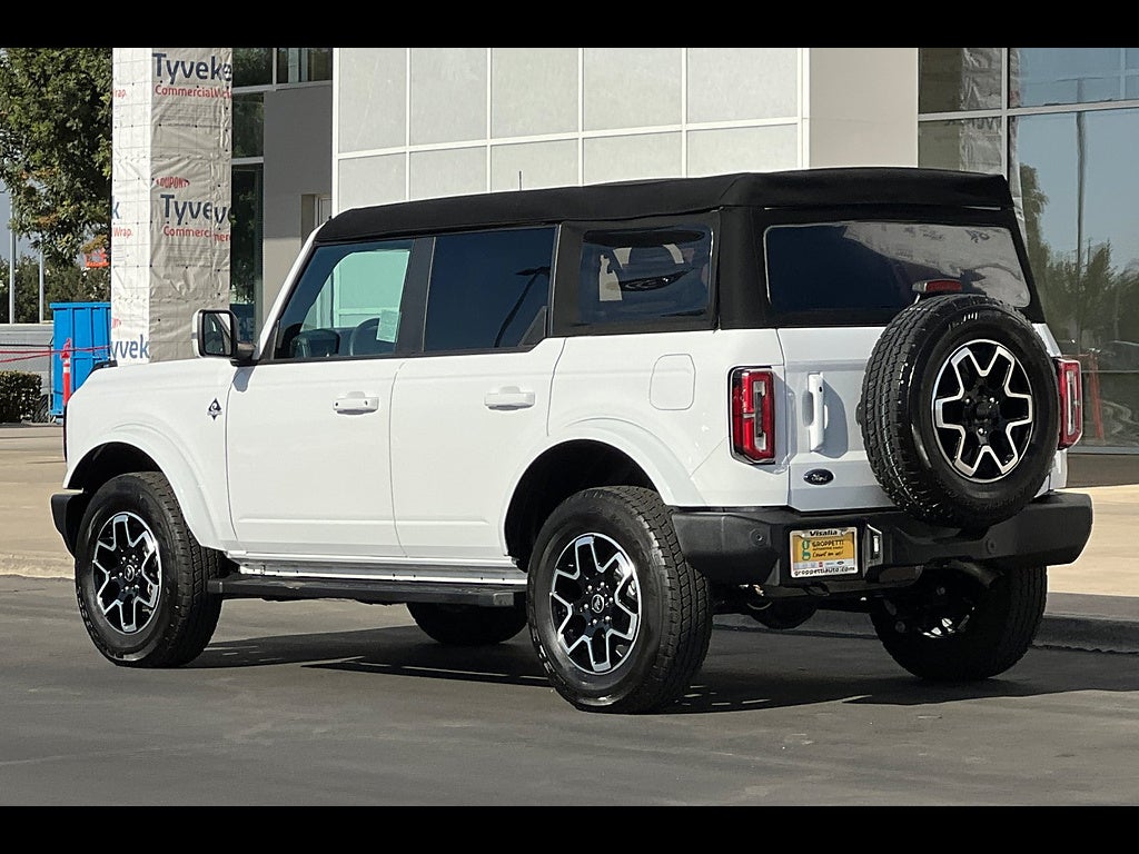 2024 Ford Bronco Outer Banks