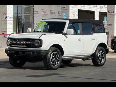 2024 Ford Bronco Outer Banks