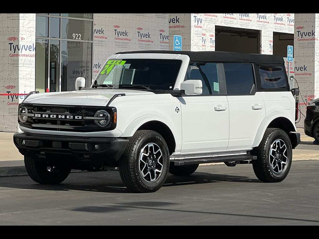 2024 Ford Bronco Outer Banks