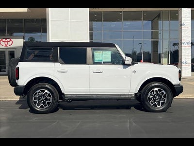 2024 Ford Bronco Outer Banks