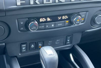 2025 Nissan Frontier SV