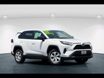 2023 Toyota RAV4 LE