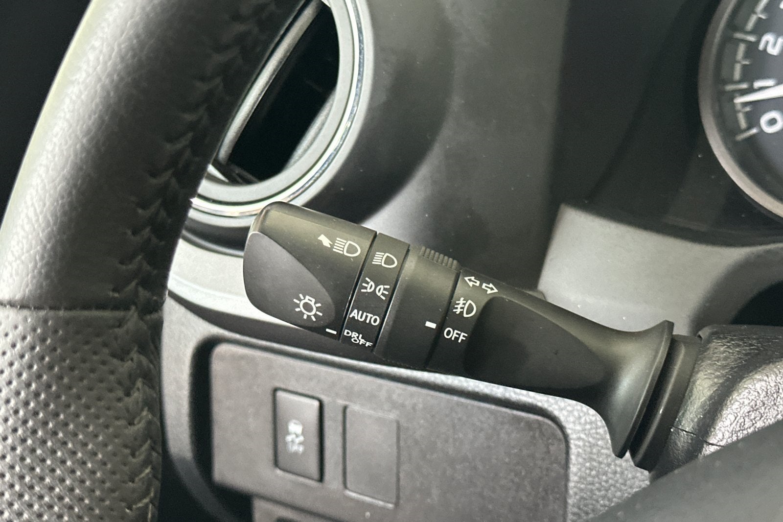 2023 Toyota Tacoma V6