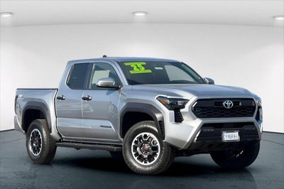 2025 Toyota Tacoma TRD Off-Road