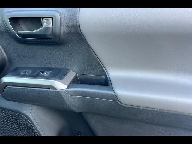 2023 Toyota Tacoma 4WD SR5 V6